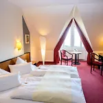 City Hotel 3*