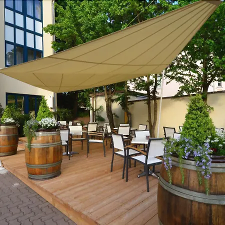 阿舍尔斯莱城市酒店 3*