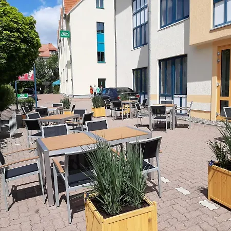 阿舍尔斯莱城市酒店